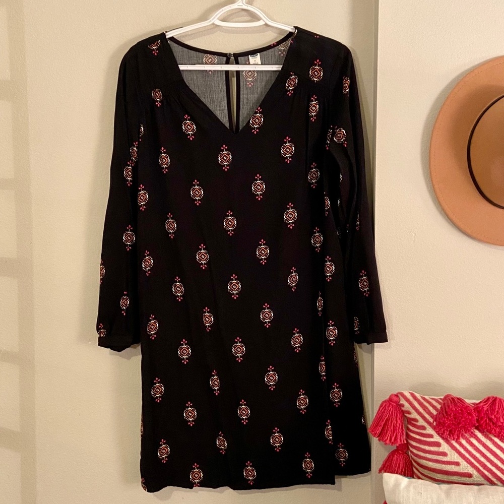 Black Long Sleeve Midi Dress